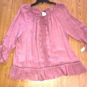 Women’s boho NWT ruffled shirt